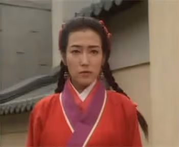 難忘！TVB知名女星大談過往演女同志經歷，與對手濕吻直言很尷尬