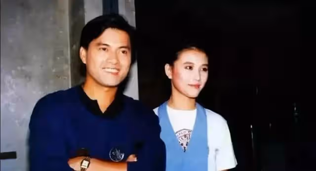 不老男神呂良偉，娶3任妻子，尋根問祖多年終於在湛江找到了鄉親