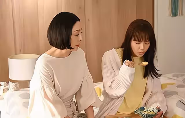 「老婆,孩子上小學了,該讓你媽走,讓我媽來享福了」「行」