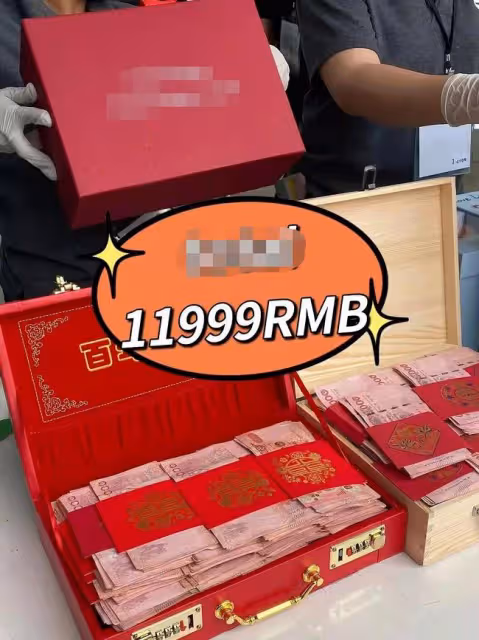 泰男星中國粉絲頂風集資!用錢堆兩米高蛋糕,鈔票做禮物裝滿卡車