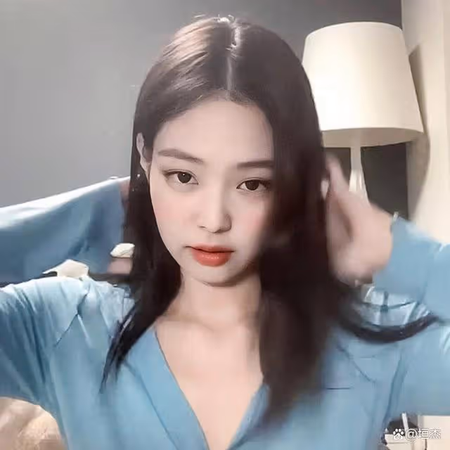 出道兩年就與權志龍合作,solo專輯超EXO,獨特氣質受香奈兒青睞