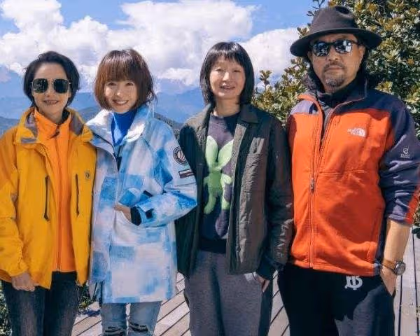 央視女主播徐俐:離婚後獨自撫養孩子,再婚後兒子的舉動讓她淚目