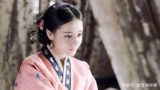 迪麗熱巴中分,程瀟劉海,陳鈺琪額頭,藝人演角色還是角色演明星