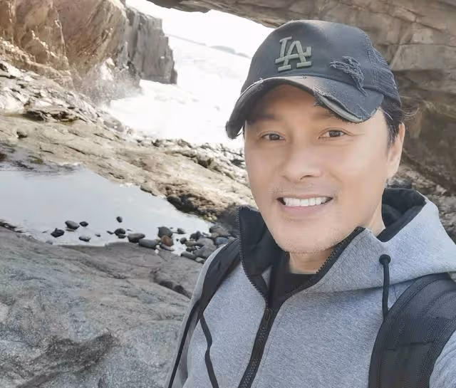 TVB知名男星決定北上發展!準備在廣州租房住,自曝收入減少7成