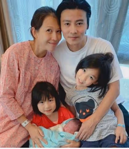 蔡少芬慶祝兩歲兒子生日，生日照片曝光，模子和張晉簡直如出一轍