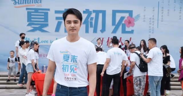明道拍攝時因小孩不配合黑臉走開，對黃奕說髒話，只是素質問題嗎