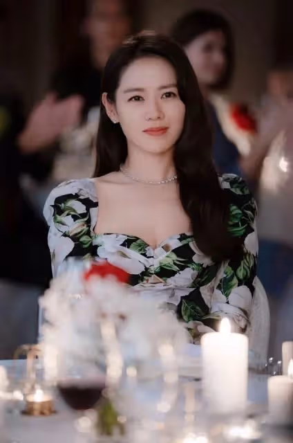 漂亮姐姐孫藝珍和國民老公玄彬的40億婚房,長啥樣?
