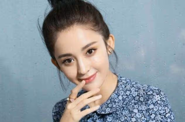 「苦盡甘來」娜扎:為上北電拒絕周星馳,與張翰戀愛讓她萬劫不復