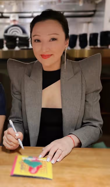 51歲玉女歌手曝近況!造型大膽似凍齡,曾與王菲爭資源失敗後隱退