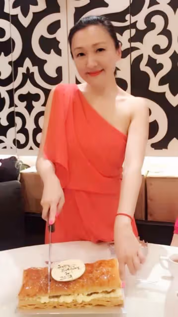 51歲玉女歌手曝近況!造型大膽似凍齡,曾與王菲爭資源失敗後隱退