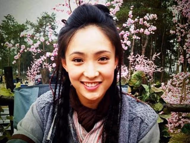 學過詠春，搭檔過劉德華，長得比花美，心卻那麼狠，最終結局好慘