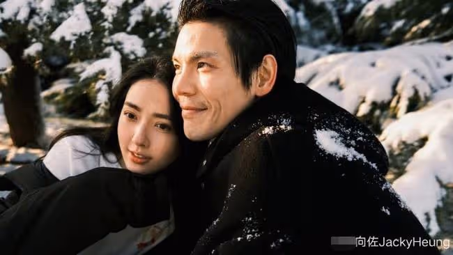 郭碧婷倆混血妹妹罕曝光!素顏現身膚白貌美,和姐姐神似如三胞胎