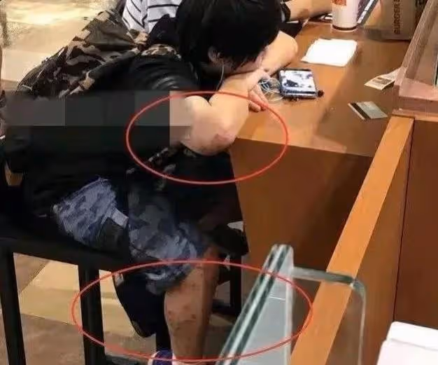 明道這一怒，女孩媽媽開心自曝接兩百萬廣告，這是要學小小彬的爹？