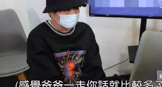 明道這一怒，女孩媽媽開心自曝接兩百萬廣告，這是要學小小彬的爹？