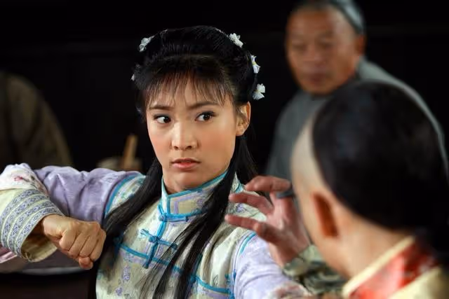 學過詠春，搭檔過劉德華，長得比花美，心卻那麼狠，最終結局好慘