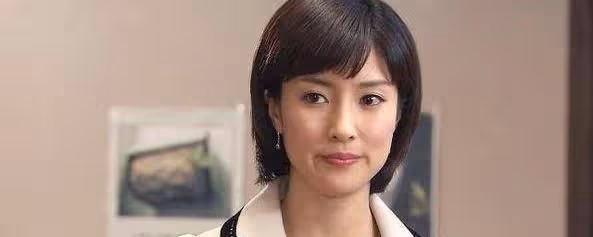她曾是大眾女神,26歲結婚生子卻婚後11年離婚,現在生活簡單快樂