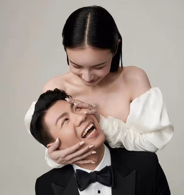 恭喜！30歲知名社交名媛高調迎來二婚，金器掛滿身風光出嫁