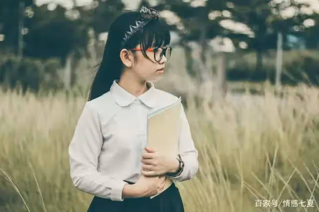 婆婆帶侄子來玩,卻送來大包小包,兒媳拒絕:我沒義務養小叔兒子
