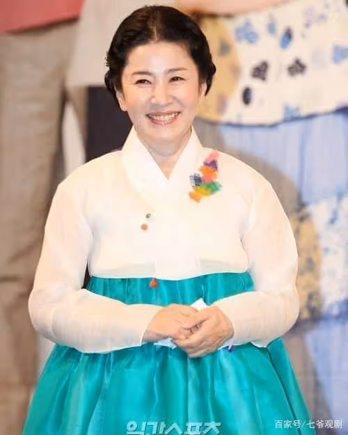 嫁給名門之後，卻成貧賤夫妻，金慈玉第一段婚姻可惜了