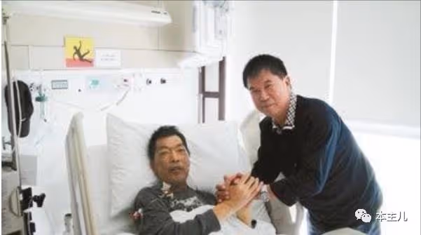 「大傻」成奎安去世後,大兒子獨吞遺產,小兒子連上學的錢都沒有