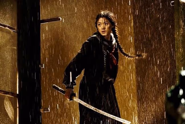 從「清純」到「野蠻」，全智賢演技和片酬齊飛，女神成功有跡可循