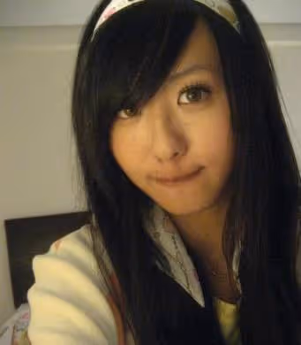 富豪千金進娛樂圈:18歲時當過酒店小姐!曾被男友攜私密照威脅