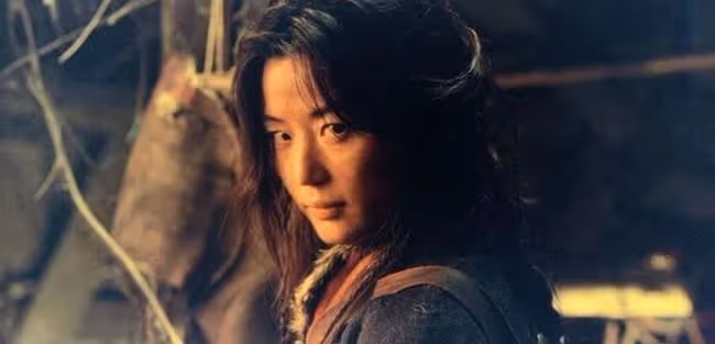 從「清純」到「野蠻」，全智賢演技和片酬齊飛，女神成功有跡可循