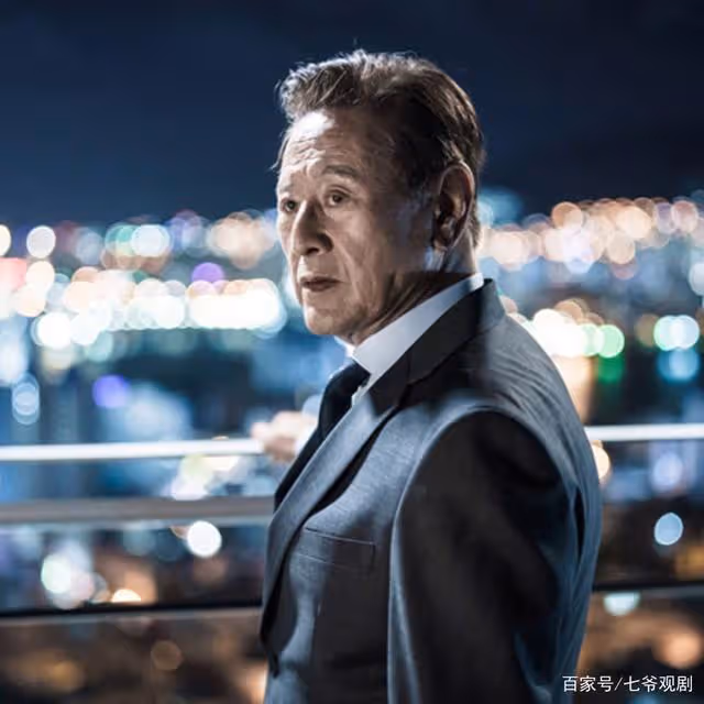 年輕時是帥哥，老了是花樣爺爺，其實「雅麗瑩」爸爸愛妻如命