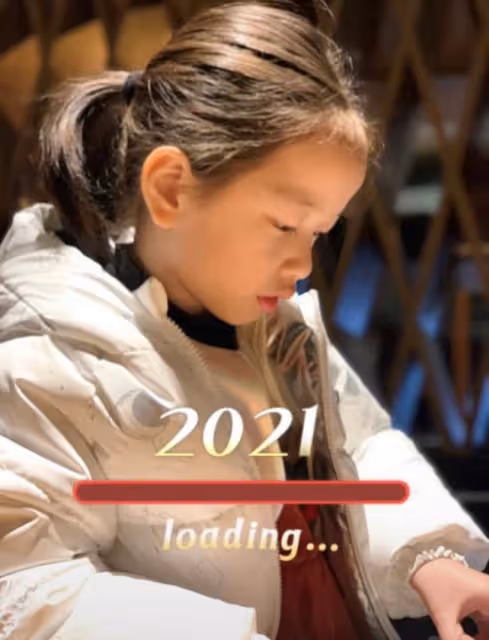 57歲溫兆倫定居內地近20年罕曬娃!6歲女兒五官精緻,側顏似神爸