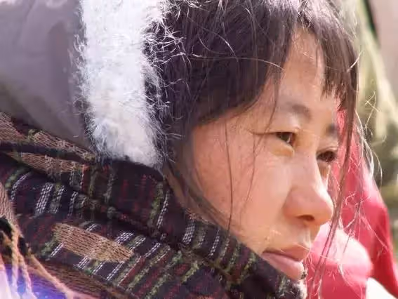 萬般無奈娶了克夫女，全村人都說我完了，三年後才知自己蠢的像豬