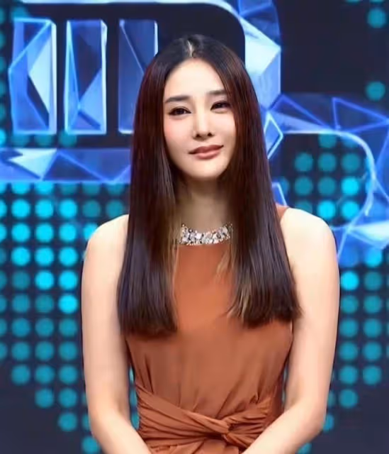 38歲女星妮達深夜離奇墜河!生死未卜媽媽險暈厥,經紀人也失蹤