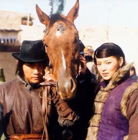 「最美三聖母」：孕期注射185次毒品，瘋狂墮落，她經歷了啥？