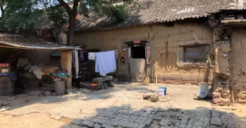 第一次去農村男友家，公婆好飯招待，半夜上廁所路過廚房俺紅了眼