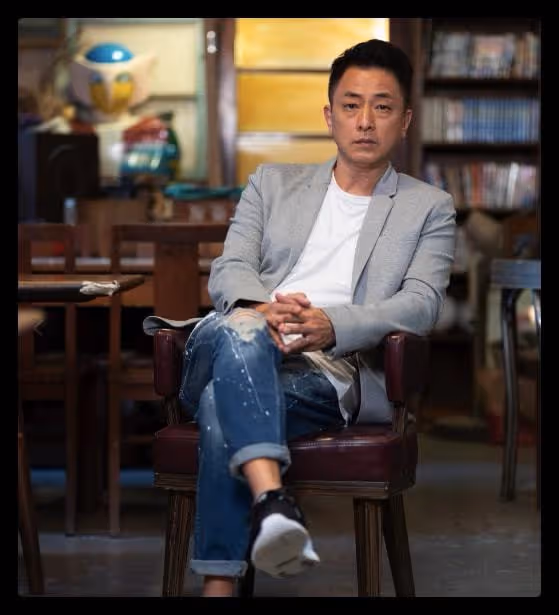 54歲港星確診新冠,聯繫不上醫院只能自救,說話氣若遊絲引人擔憂