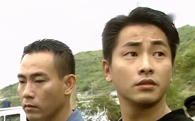 又一位香港知名男星初步確診!伴有喉嚨痛頭痛症狀,準備在家隔離