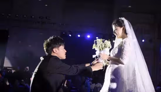 兒子指望不上!去兒子家「從不讓我上桌吃飯」 無意間看到「兒媳婦的碗」我哭著離開:做人要有良心