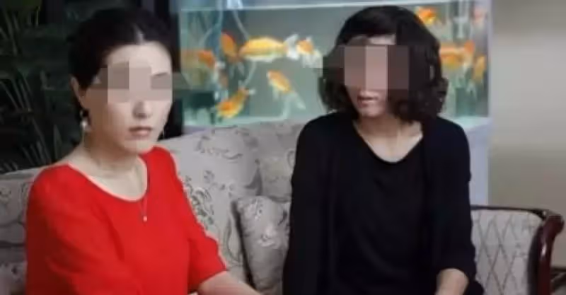 我離婚後，我媽也結束了她屈辱的婚姻，我爸歇斯底里地吼叫也沒用