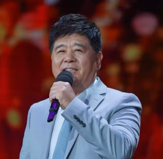 王潔實:從修理工到著名歌唱家,是三個女人成就了我