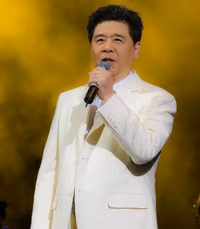 王潔實:從修理工到著名歌唱家,是三個女人成就了我