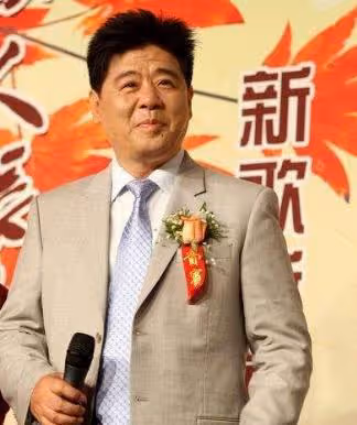王潔實:從修理工到著名歌唱家,是三個女人成就了我
