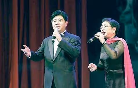 王潔實:從修理工到著名歌唱家,是三個女人成就了我