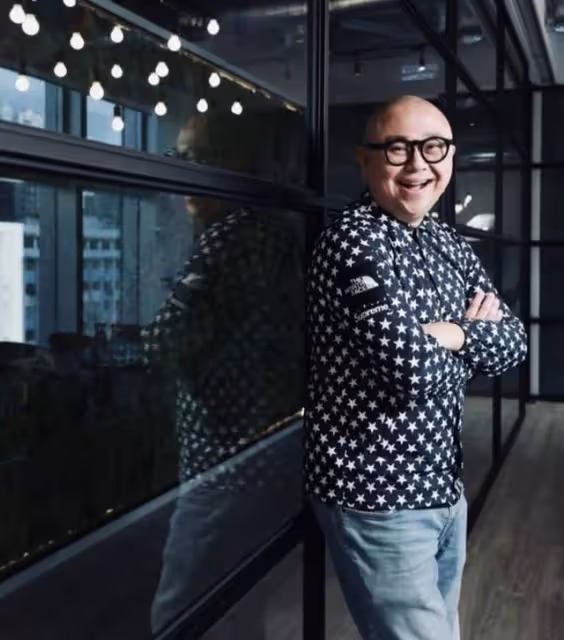 加油!TVB知名男星受疫情影響收入大減,仍捐30萬物資助基層人士