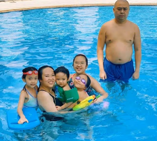 加油!TVB知名男星受疫情影響收入大減,仍捐30萬物資助基層人士