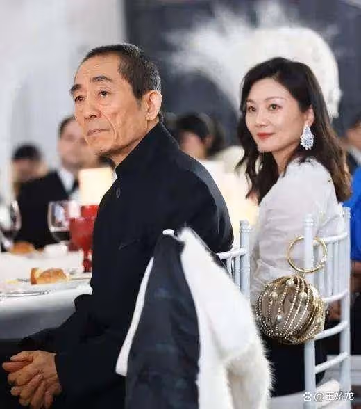 陳婷公告將取消「張藝謀妻子」認證，終於沉不住氣了？
