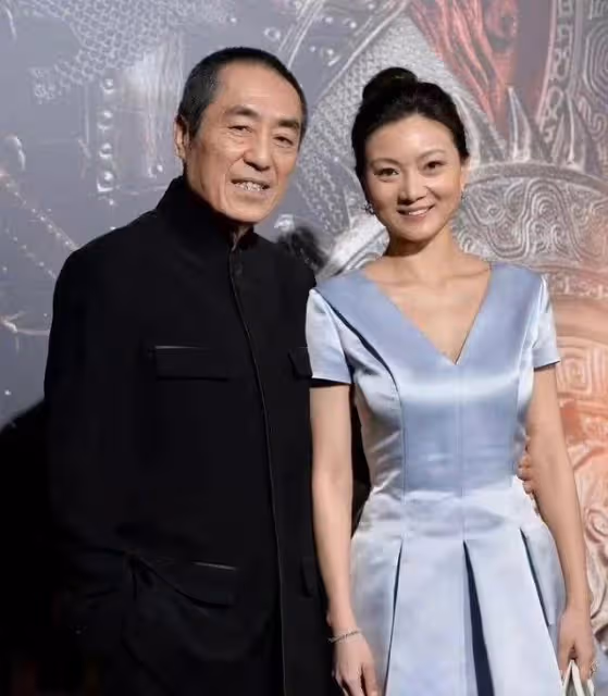 陳婷取消張藝謀妻子認證,稱重名太多怕搞混,但目前已糾正過來
