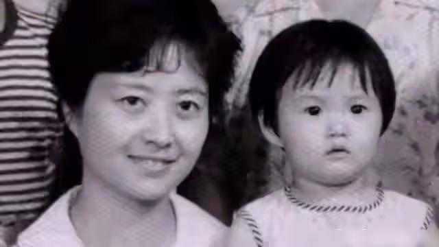 打敗孫儷一舉封后,當眾讓海清難堪,她為何敢如此狂妄?