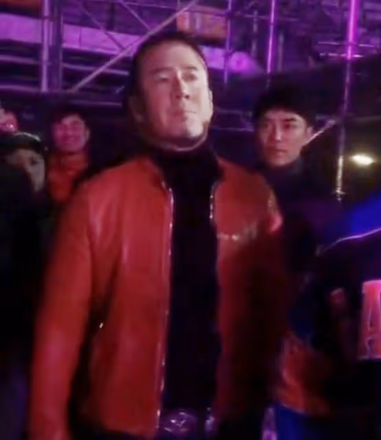 49歲楊坤被指喝多了!拿酒杯說心靈雞湯臉頰泛紅,多次因醉酒丟人