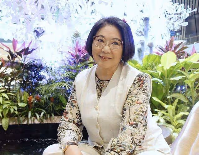 TVB老戲骨李司棋自曝腳受傷,痛到無法走路,稱一度以為會變瘸