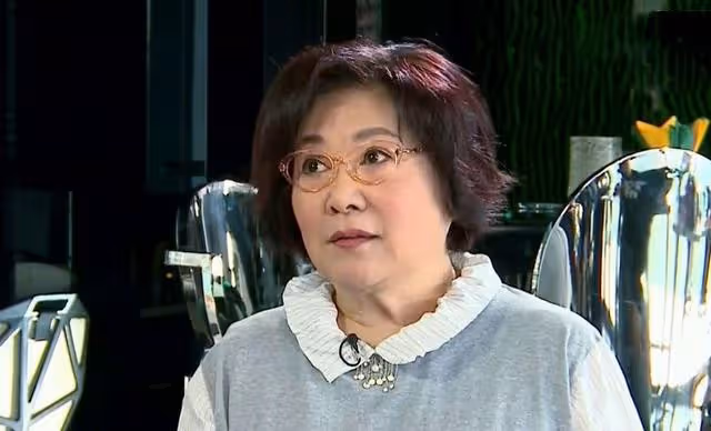 TVB老戲骨李司棋自曝腳受傷,痛到無法走路,稱一度以為會變瘸