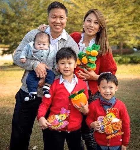 48歲港星患乳腺癌後復出!已接受4次乳房重塑手術,傷口反覆發炎